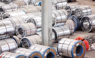 Economía emite norma oficial para productos de acero en la construcción; busca garantizar seguridad