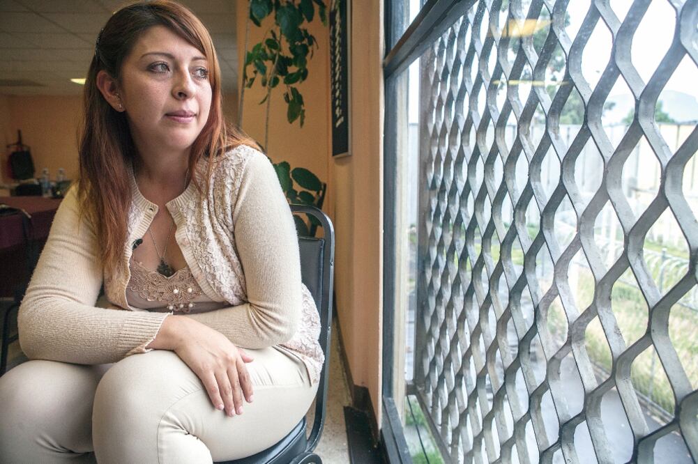 Angélica López fue llevada al penal de Santa Martha, en la Ciudad de México, en marzo de 2015 (ARCHIVO EL UNIVERSAL)