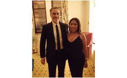 Yalitza Aparicio presume foto con Joaquin Phoenix