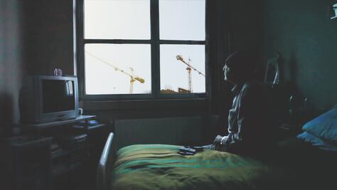 Una constelación distante, o la proximidad de los contrastes