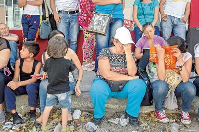 EU pide a Venezuela y Colombia resolver crisis