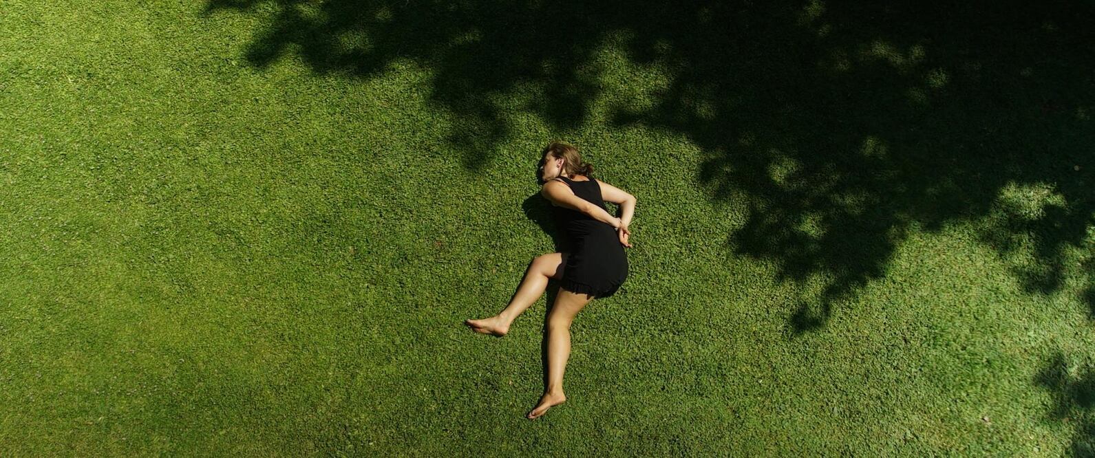 No me ames, o la complicidad en el dolor