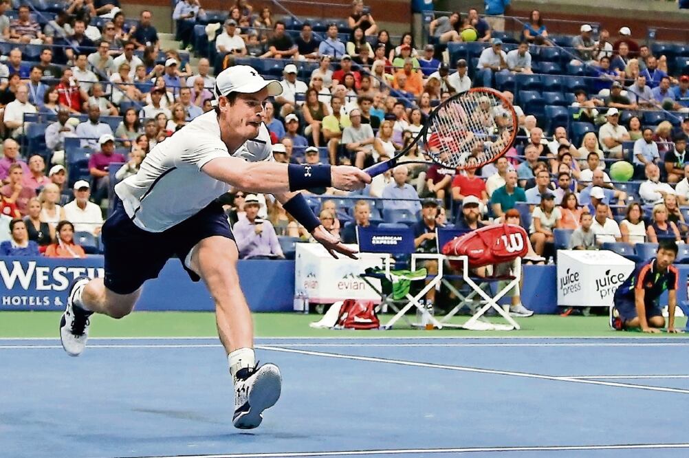 Andy Murray se confirmó como uno de los aspirantes al título en Nueva York con su victoria sobre Granollers (ANDRES KUDACKI. AP)