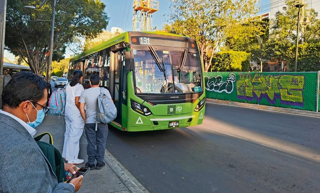 RTP ofrecerá servicio temporal en la Ruta 70 tras volcadura que dejó más de 30 heridos, informa Semovi. Foto: Especial
