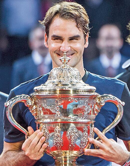 Roger se agiganta en Basilea y vence a un sólido Rafa (DOMINIC STEINMANN. EFE)