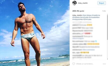 Ricky Martin en traje de baño enciende Instagram