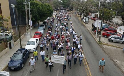 Maestros marchan por tercer día en Villahermosa