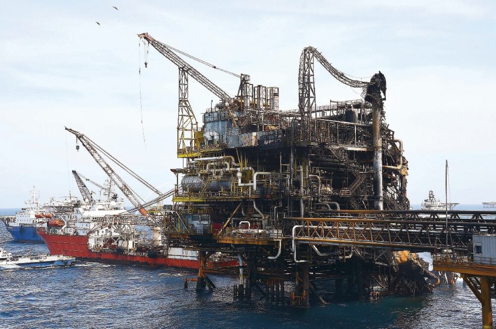 La actividad más castigada por el ajuste en inversión es Exploración y Producción, que opera 30 mil pozos, 300 plataformas, entre otros. Foto: ARCHIVO EL UNIVERSAL