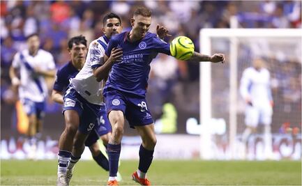 Cruz Azul logra agónica victoria ante Puebla en el Cuauhtémoc 