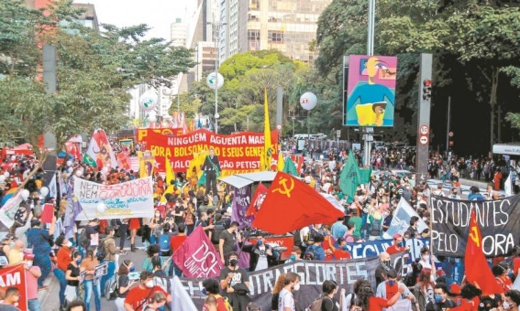  Crece la presión contra Bolsonaro en Brasil  