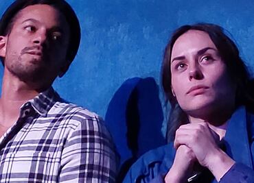 "Blue Room" reflexiona sobre cómo las relaciones entre hombre y mujer no han cambiado