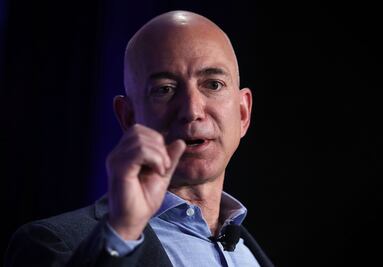 Perfil. Bezos, del eCommerce al mercado tradicional