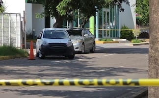 Atacan a balazos a dos hombres en sitios distintos de Culiacán; uno falleció