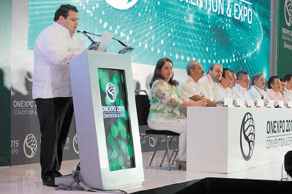 Roberto Díaz de León, presidente de Onexpo, aseguró que los empresarios de gasolineras están optimistas de lograr una negociación favorable con EU. Foto: TOMADA DE TWITTER