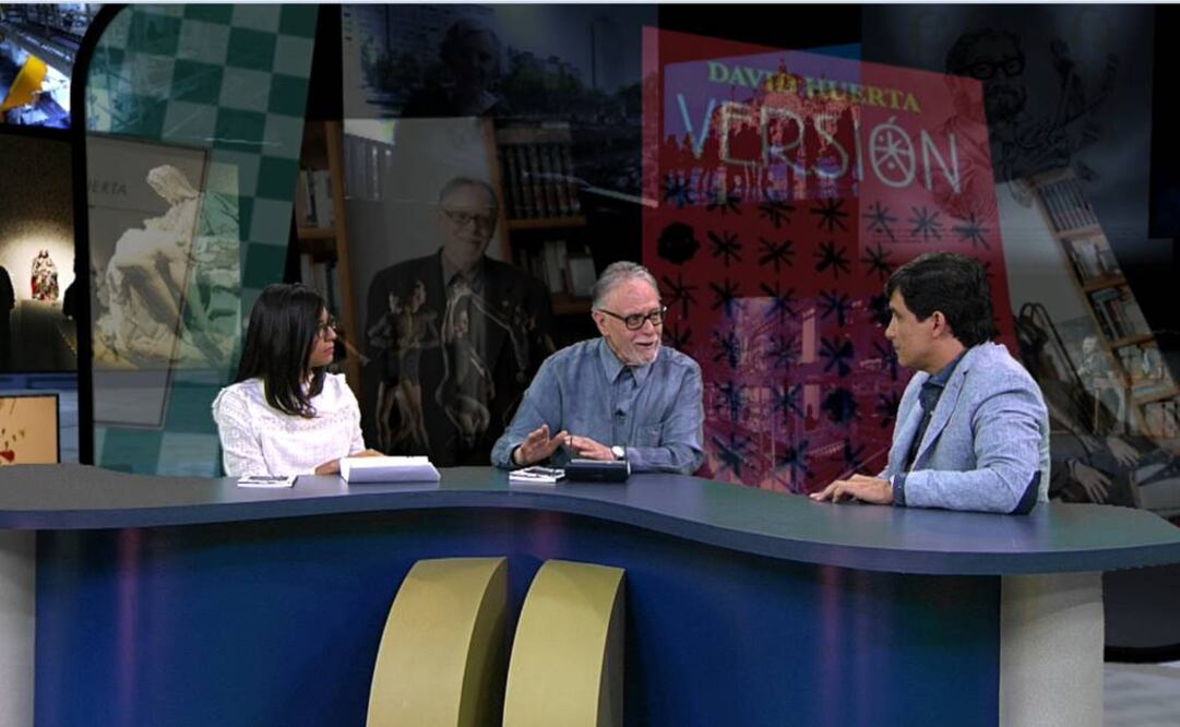 Entre los contenidos de Confabulario TV destacan las entrevistas con personalidades del arte y la cultura. En la imagen, los periodistas Janet Mérida y Vicente Alfonso durante la conversación con el poeta David Huerta (al centro) (CORTESÍA CANAL 22)