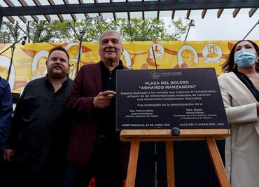 Al ritmo del bolero, inauguran plaza en honor a Armando Manzanero