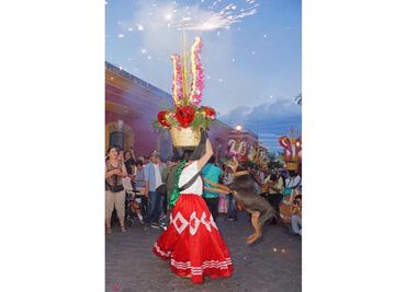 Promueven amparo para que Mazapán salga a bailar a la Guelaguetza