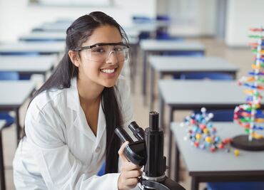 Banco Azteca y Fundación Azteca, responsables de llevar a París a los representantes de la Olimpiada Internacional de Física