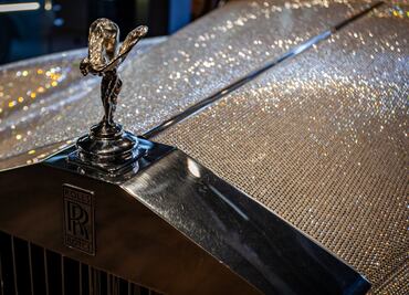 ¿Sabías que existe un Rolls-Royce cubierto de diamantes?
