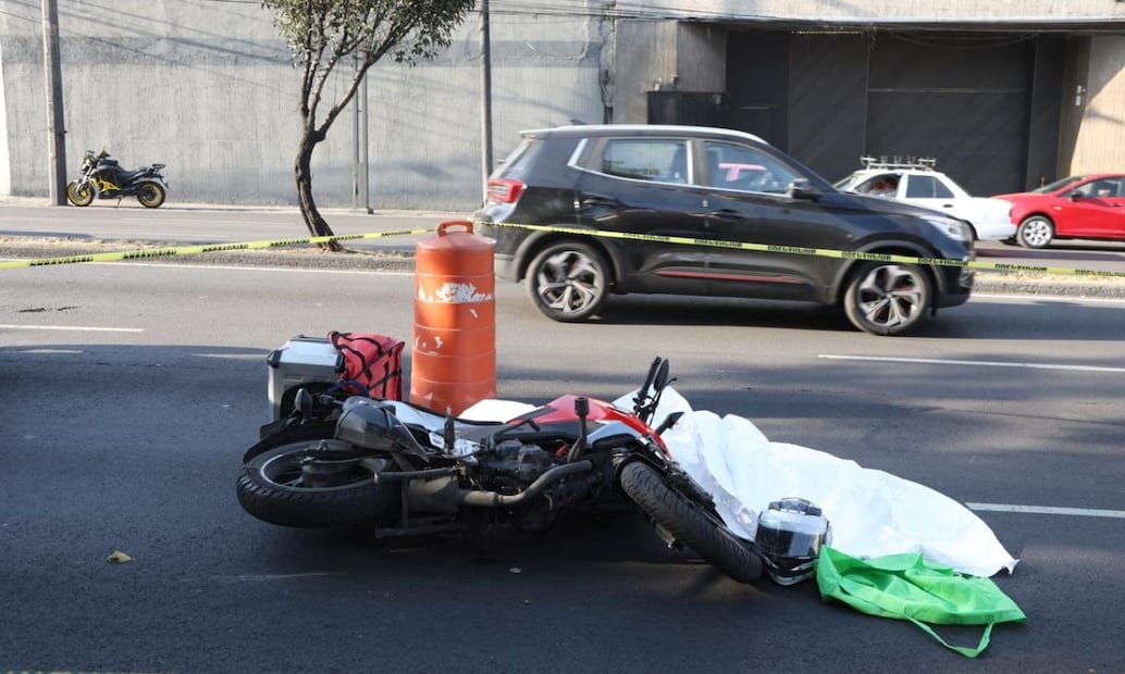 Cuando protección civil arribó al lugar, el hombre ya no tenía signos vitales. Foto: Valente Rosas/ EL UNIVERSAL