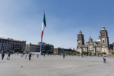 Instalarán un jardín del amor en la plancha del Zócalo