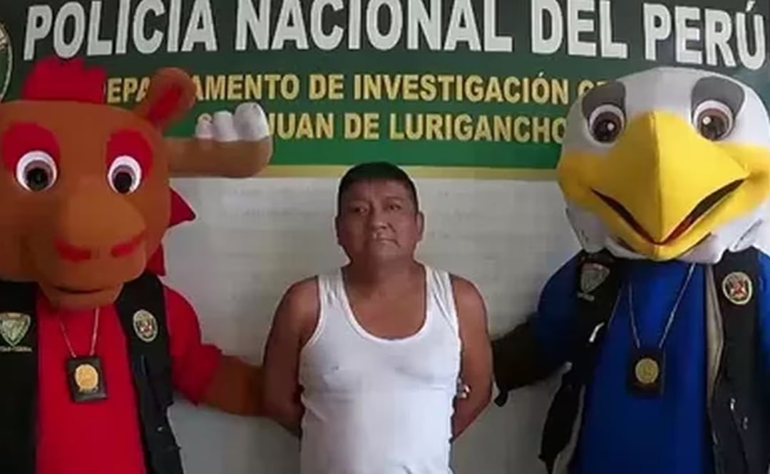Policías caracterizados como las mascotas oficial del Mundial 2026 capturan a presunto traficante en Perú. Foto: Tomada de Video