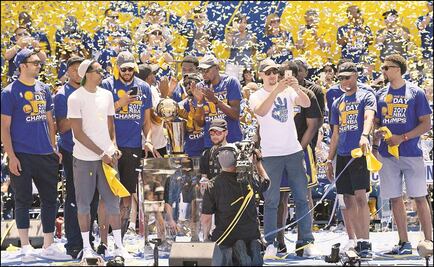 Donald Trump retira invitación a los Warriors