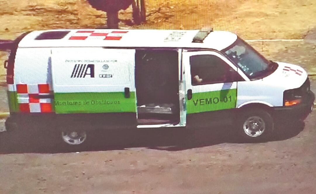 El sábado, cuatro camionetas de la SCT llegaron a diversos puntos de la demarcación para monitorear el paso de los aviones y el ruido. Foto: ESPECIAL