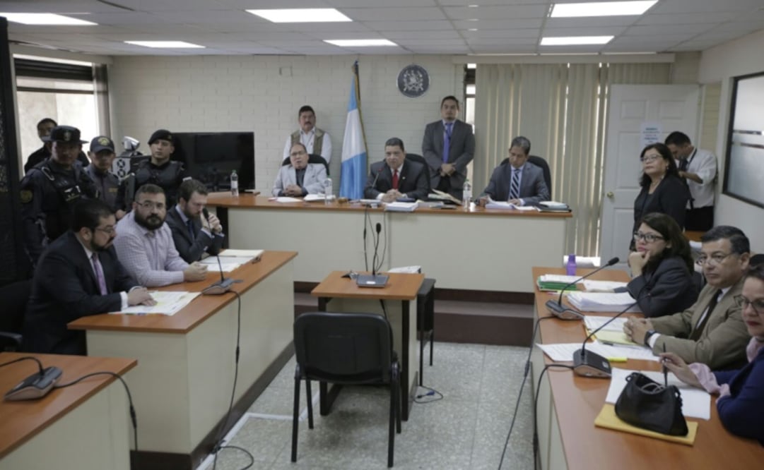 Javier Duarte, ex gobernador de Veracruz, durante su audiencia en tribunales de Guatemala (Foto: Luís Cortés / EL UNIVERSAL)