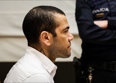 Dani Alves: Dan libertad provisional al futbolista bajo fianza de un millón de euros