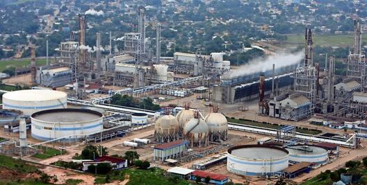 Invierte Pemex 47% más en refinerías