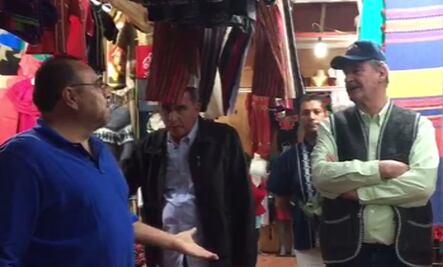 “Quedaste a deber mucho”, le reclama una persona a Fox en Chiapas