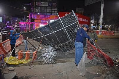 Autoridades retiran puestos callejeros en el centro de Naucalpan