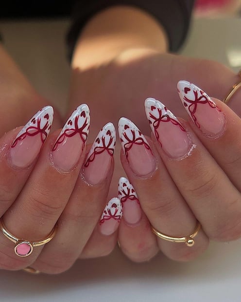 Uñas french coquette. Foto: Etsy