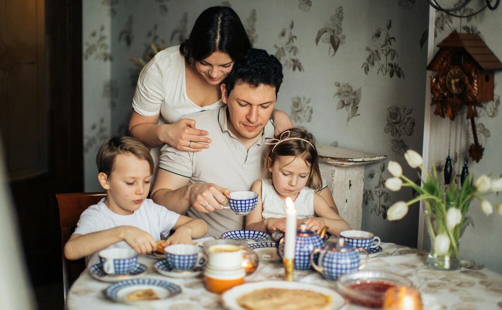 Evita dar infusiones a infancias. Foto: Pexels