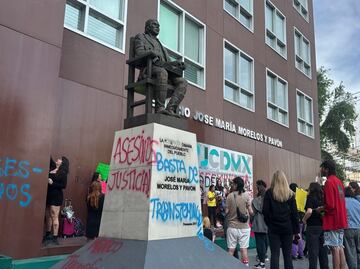 Trabajadoras sexuales trans vandalizan Poder Judicial de la CDMX; exigen justicia por intento de feminicidio