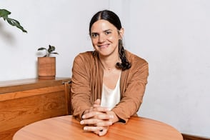 Valeria Luiselli: pareciera que las mujeres “no tenemos derecho a un solo día de tranquilidad”