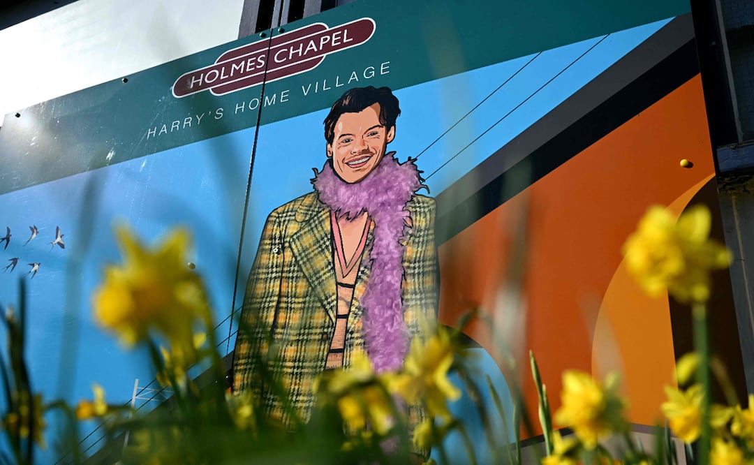 Una imagen de Harry Styles en la estación de tren de Holmes Chapel, al noroeste de Inglaterra.
Foto de Oli SCARFF / AFP.