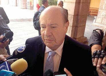 Eliminar cuotas generará retraso, dice rector de UASLP