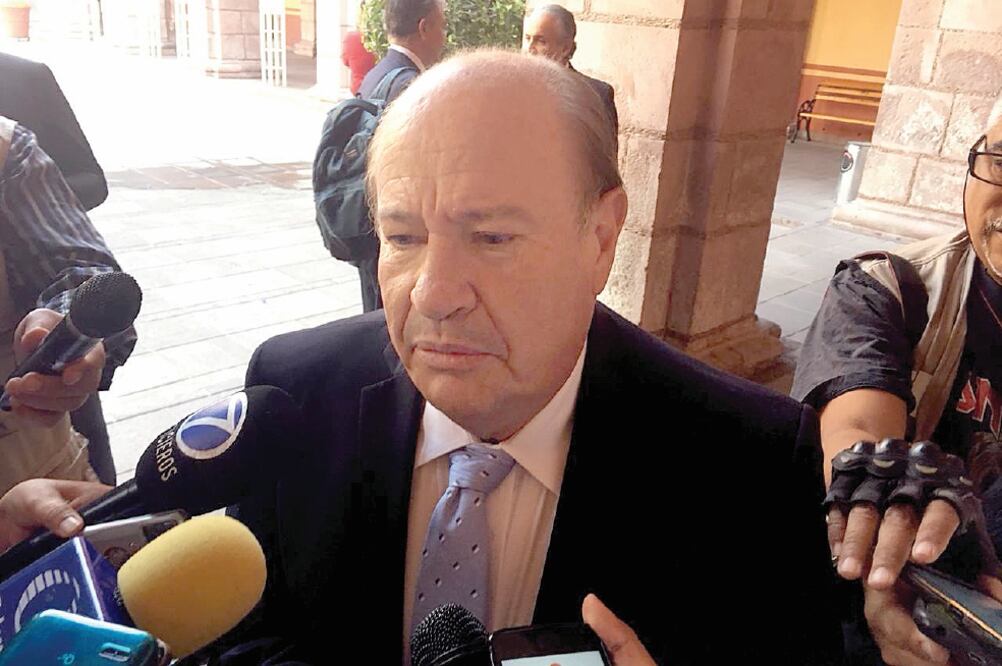 Ingresos propios sirven para solventar el crecimiento de algunos campus y carreras, advirtió el rector de la UASLP, Manuel Fermín Villar Rubio.