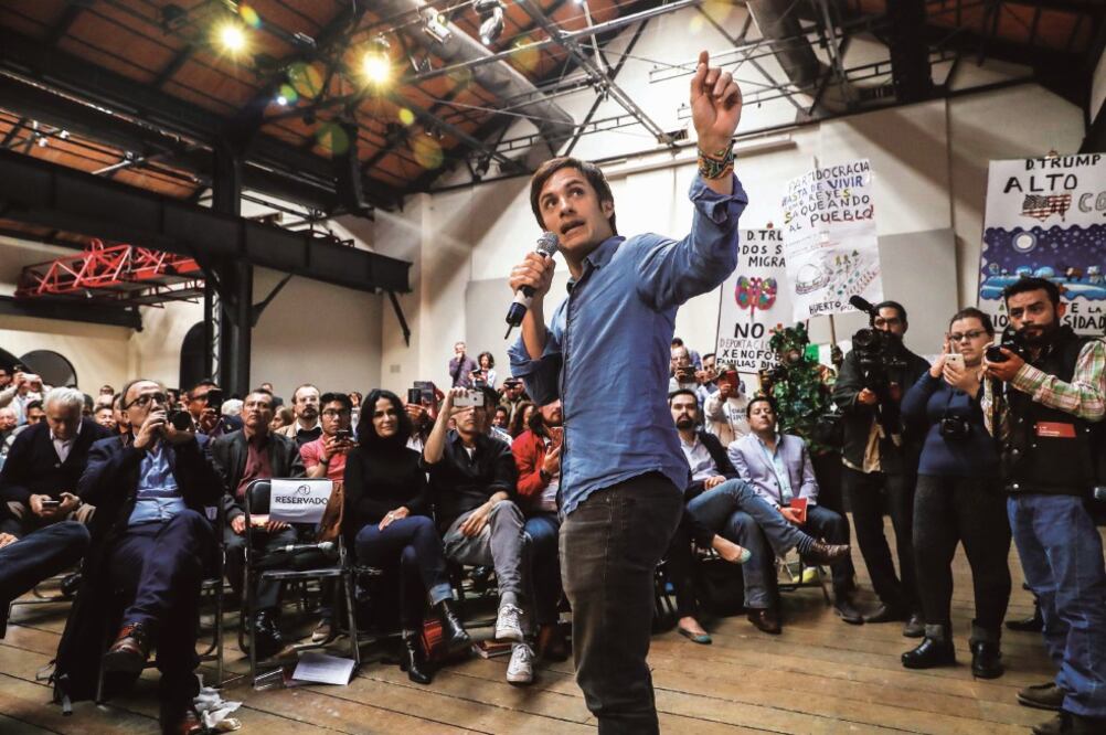 El actor y productor Gael García Bernal dijo que espera que se lleven a cabo varios encuentros, con el objetivo de que las personas lleven las iniciativas a su entorno. (YADÍN XOLALPA. EL UNIVERSAL)