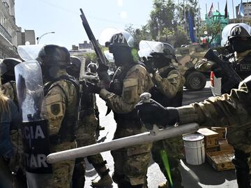 Policía de Bolivia detiene a un francotirador relacionado con "intento de golpe de Estado"