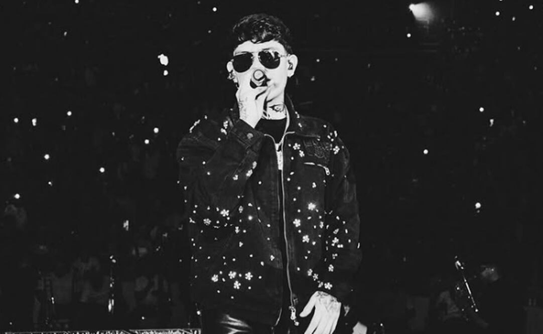 Junior H es cantante y compositor especializado en corridos tumbados, un subgénero que fusiona música regional mexicana con rap y trap latino.