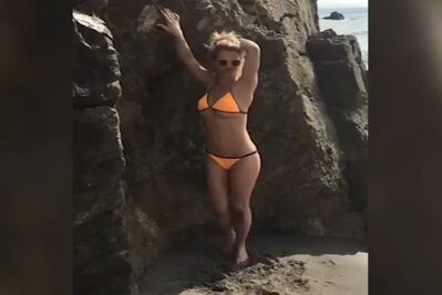 Con sexy video, Britney Spears presume figura