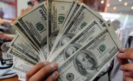 Promedia dólar en $18.26 en el aeropuerto de la CDMX