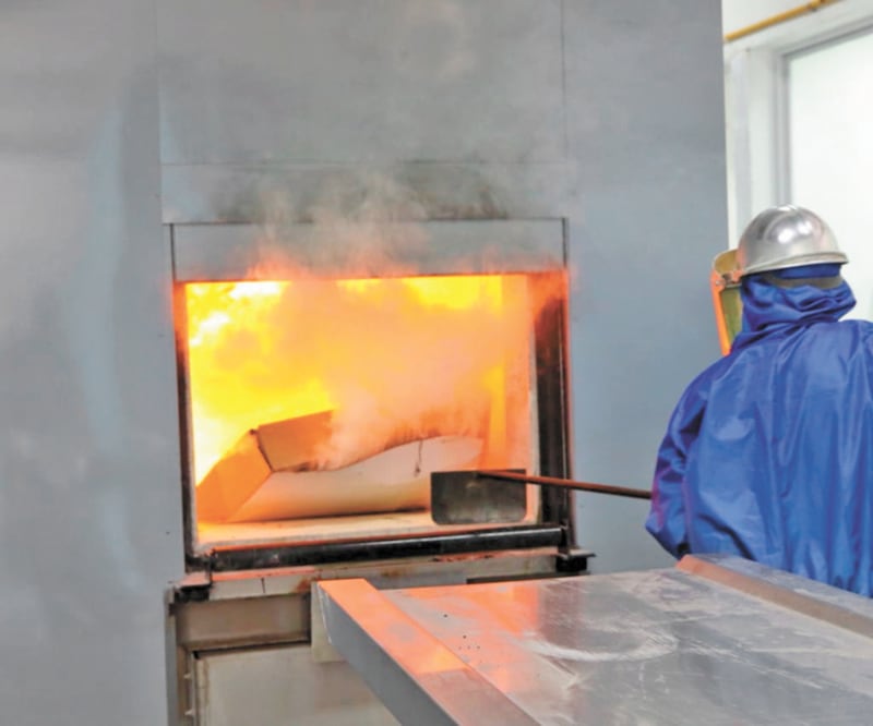 Las pruebas para verificar el buen funcionamiento del incinerador se realizaron con el torso de un cerdo. DIEGO SIMÓN. EL UNIVERSAL