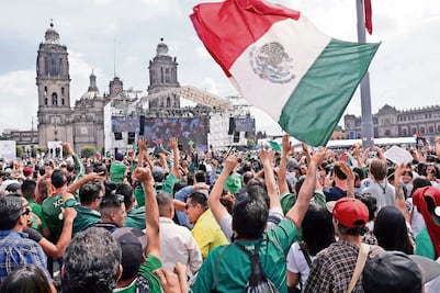 El orgullo unió al arcoíris y al verde, blanco y rojo mundialista