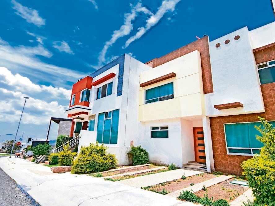 Intermediarios hipotecarios represen- tan 50% de la colocación de la cartera comercial del sector, según ABH. Foto: Archivo / EL UNIVERSAL