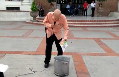 Abogado protesta en Sonora contra posible liberación de Padrés