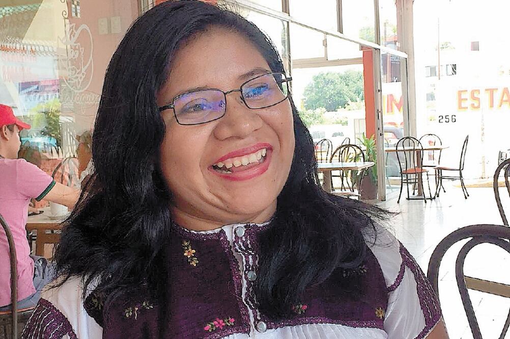 Maximiliana Sántiz Pérez, de 25 años, aseguró que va por una maestría en su campo. Foto: FREDY MARTÍN. EL UNIVERSAL